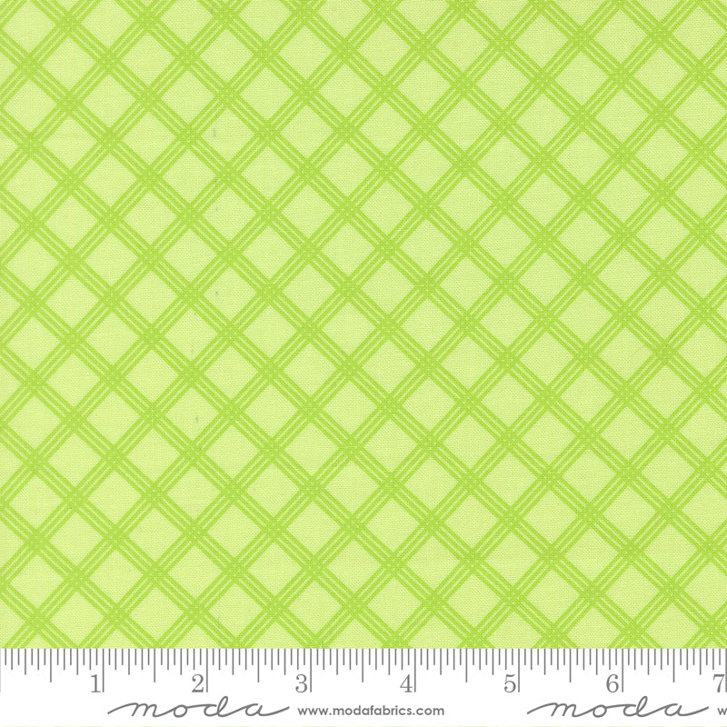 Moda Fabrics - Joysome Honeydew M29255-19