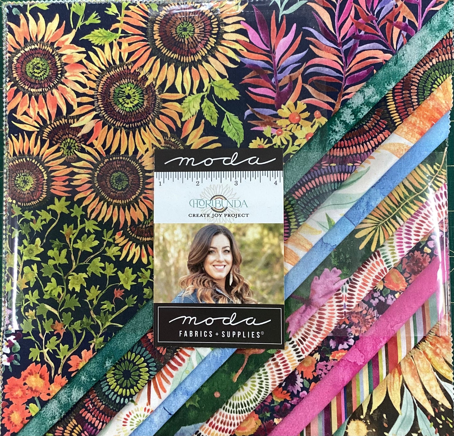 MODA - Floribunda (Layer Cake)