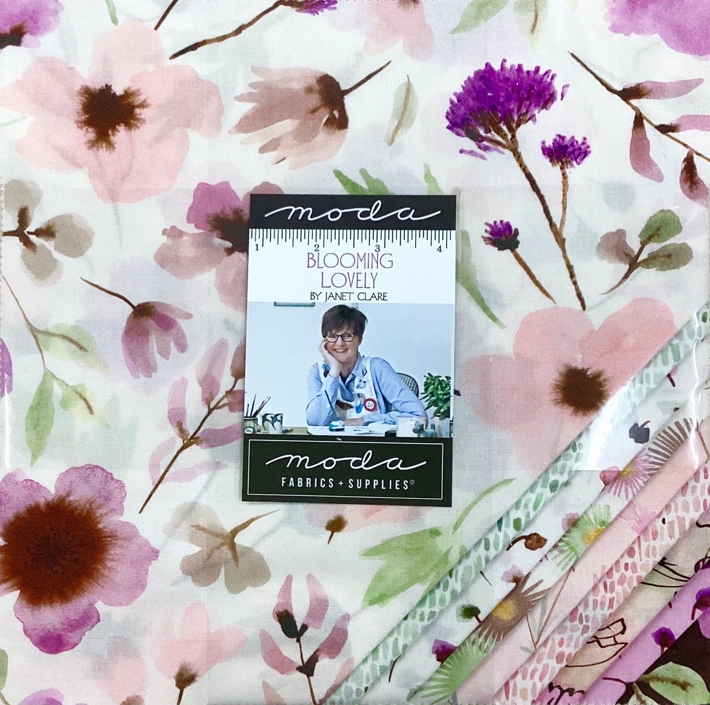 MODA - Blooming Lovely (Layer Cake)