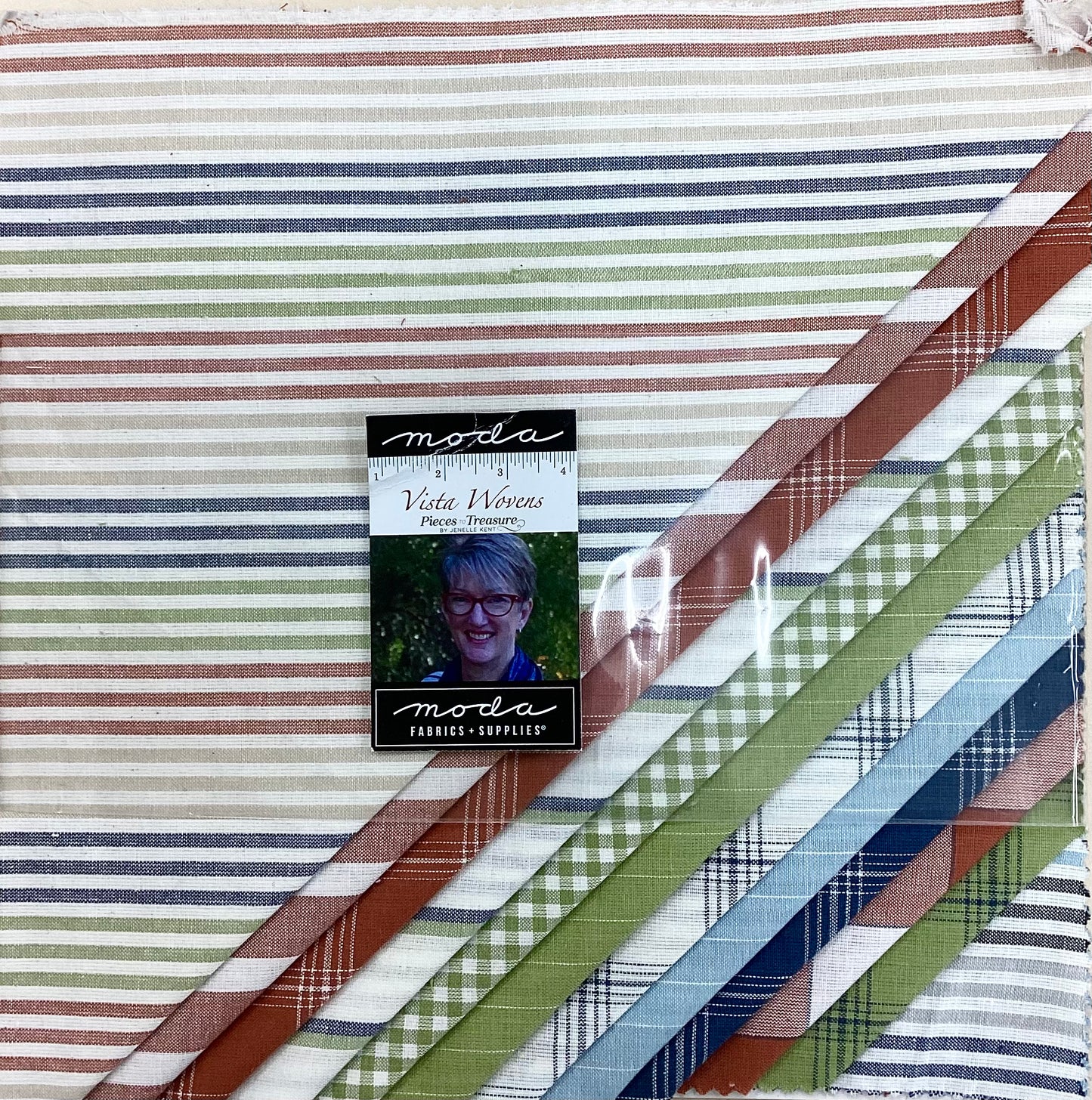 MODA - Vista Wovens (Layer Cake)