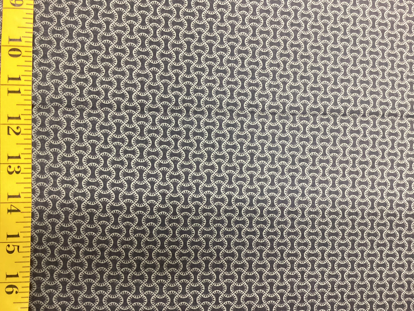 Marcus Fabrics - Paper Petals - R150671D -Gray