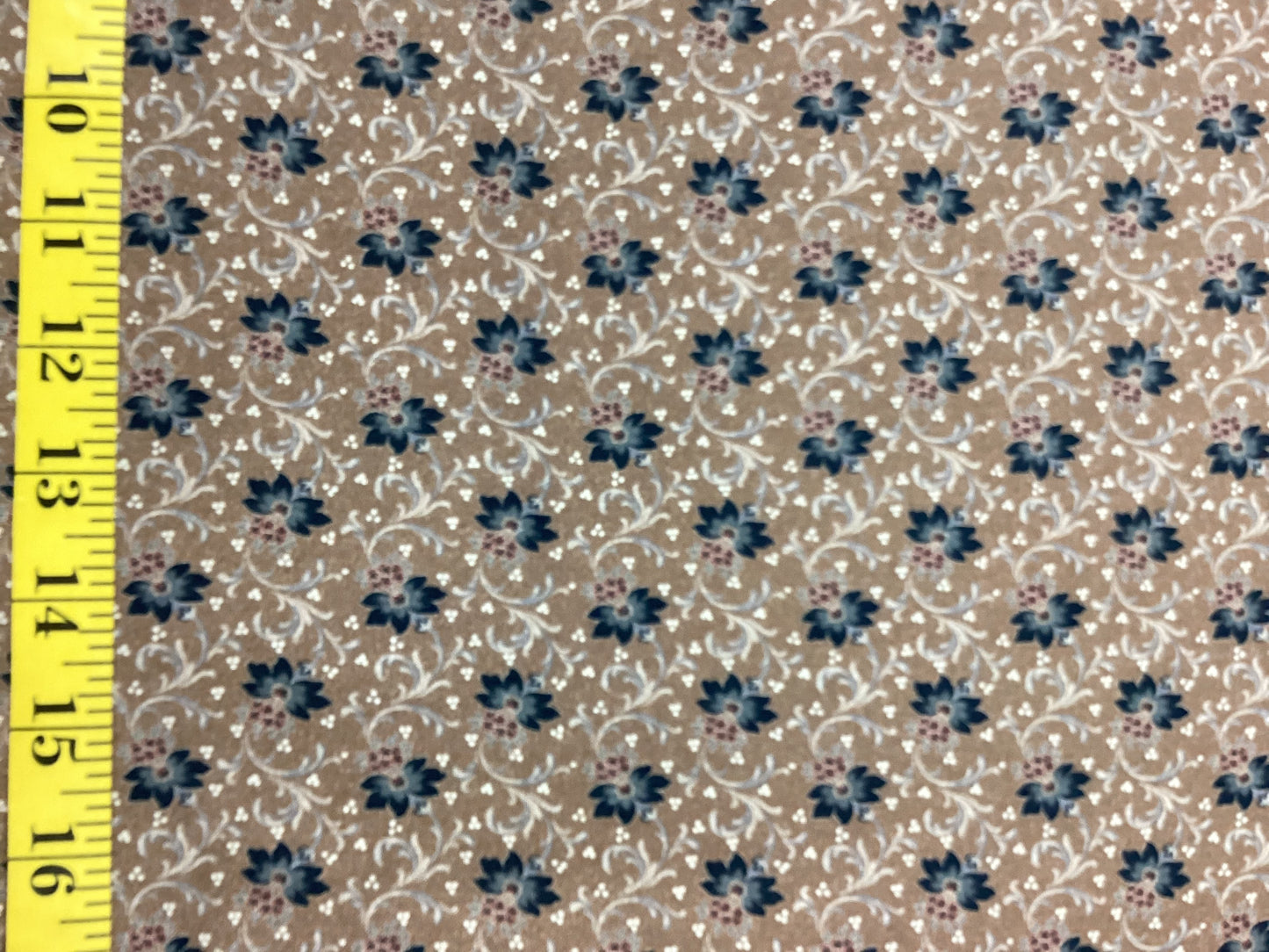 Marcus Fabrics - Paper Petals - R150667D - Rust