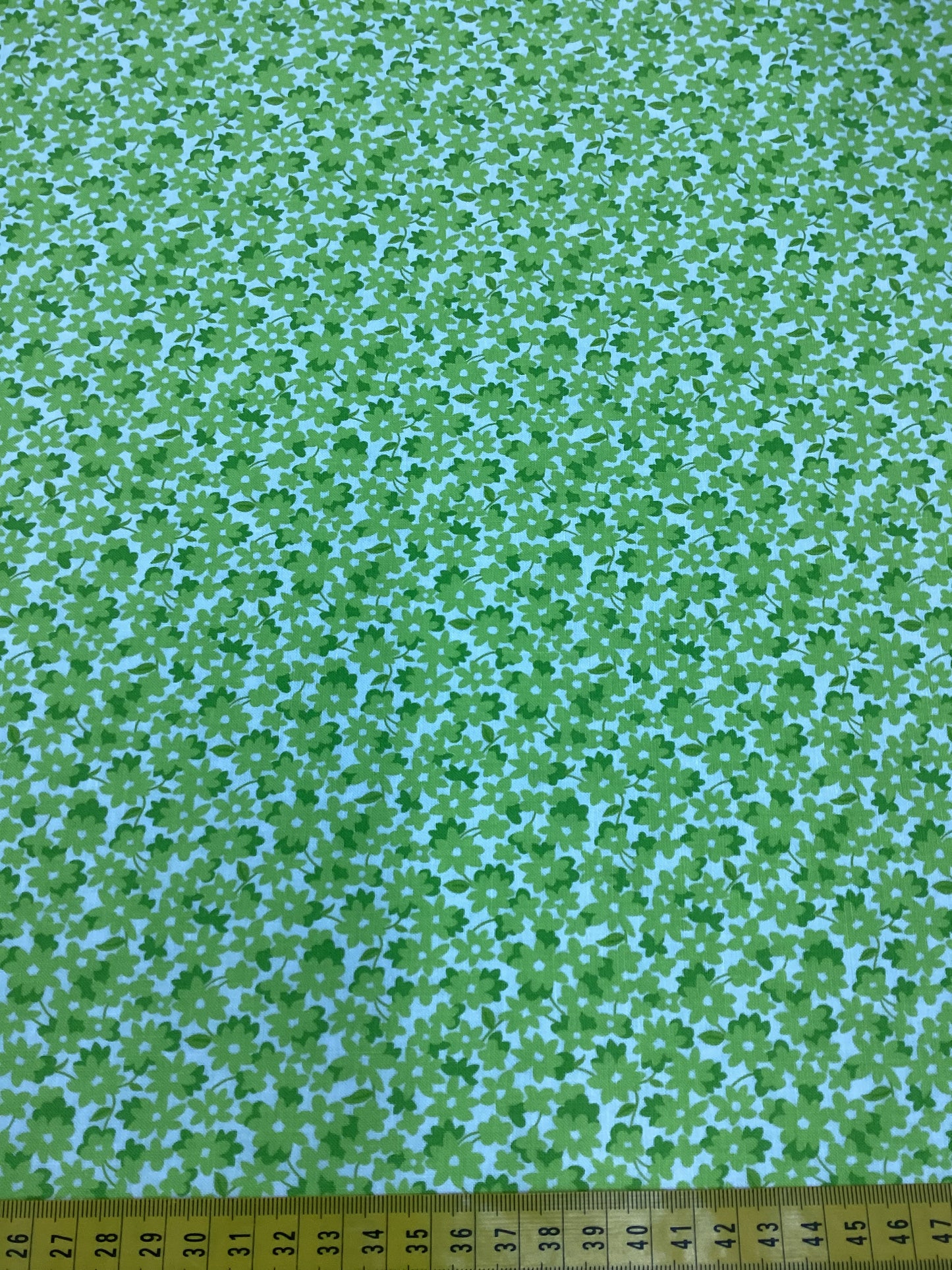 Moda - On the Bright Side - M2246132 (green flowers)