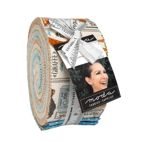 MODA - Animal Park Fun by Stacy Iest Hsu (Jelly Roll)