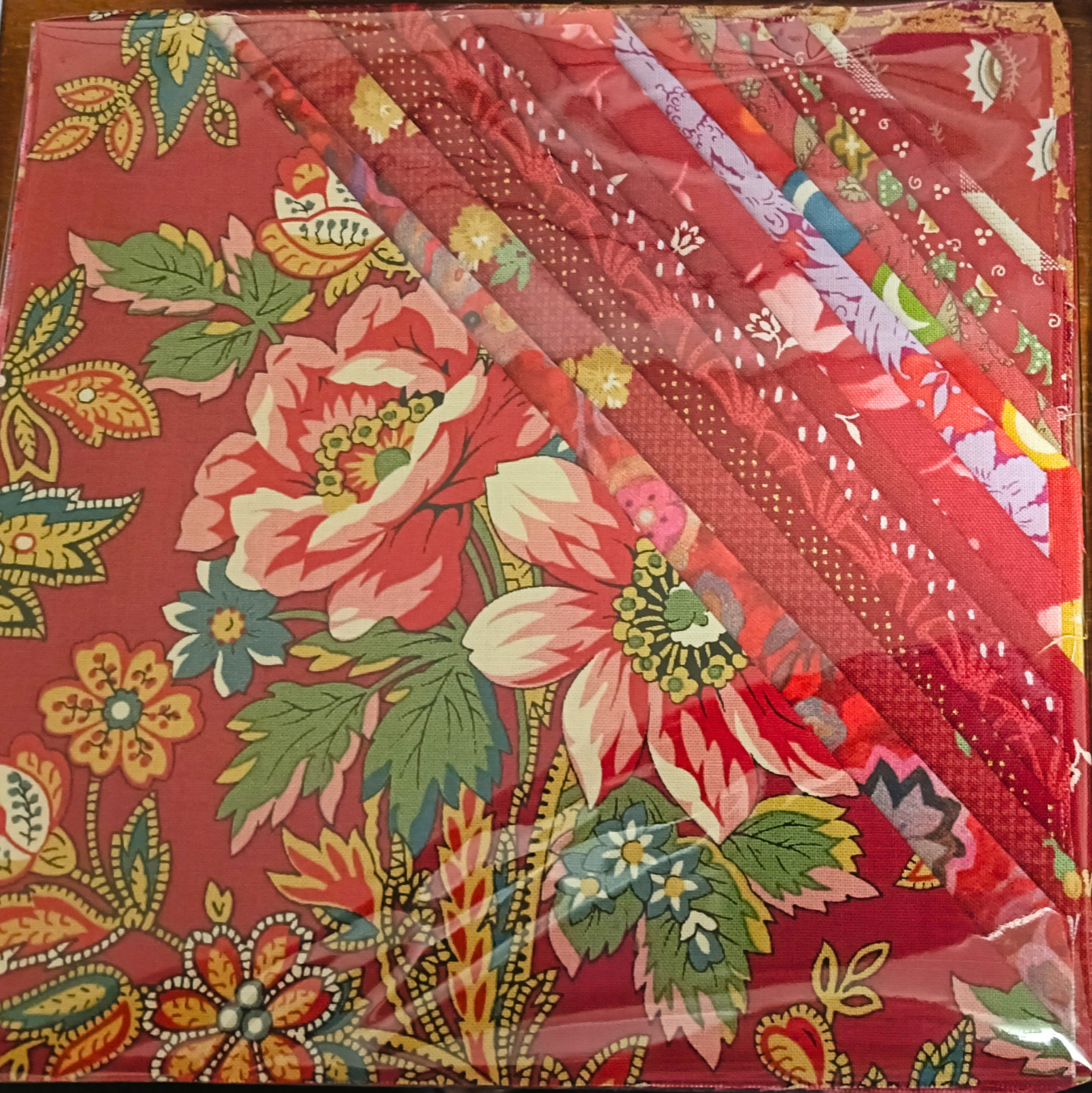 Charm Pack (7" Squares) - Reds