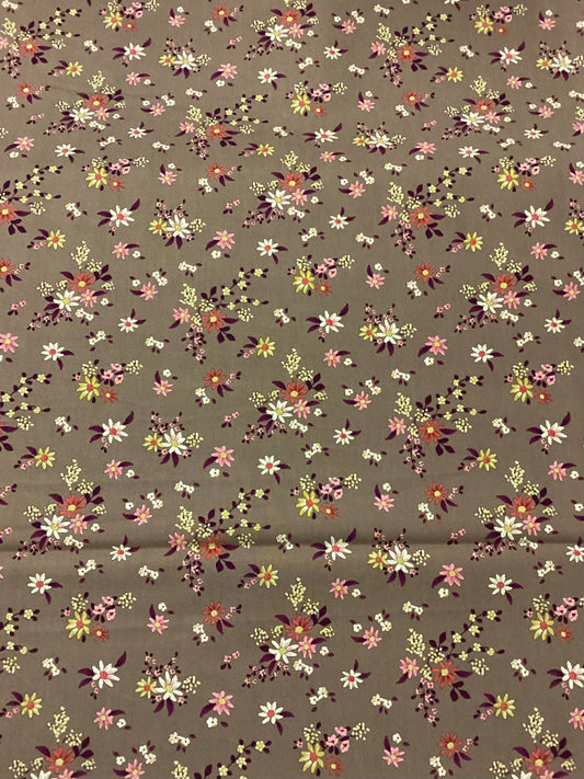 Discounted - TILDA - Daisyfield (Taupe)