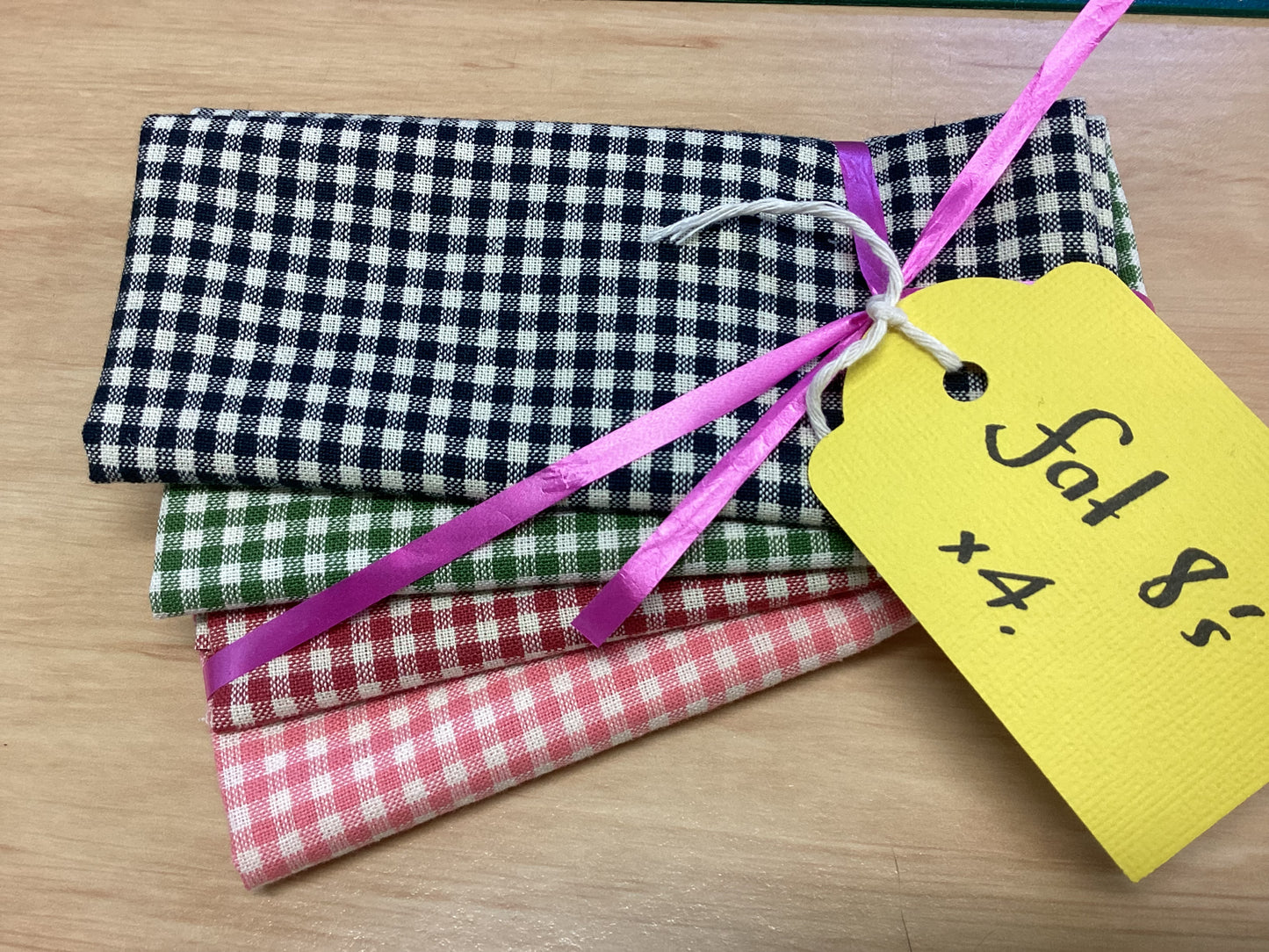Fabric Fat 1/8 Pack (Checks)