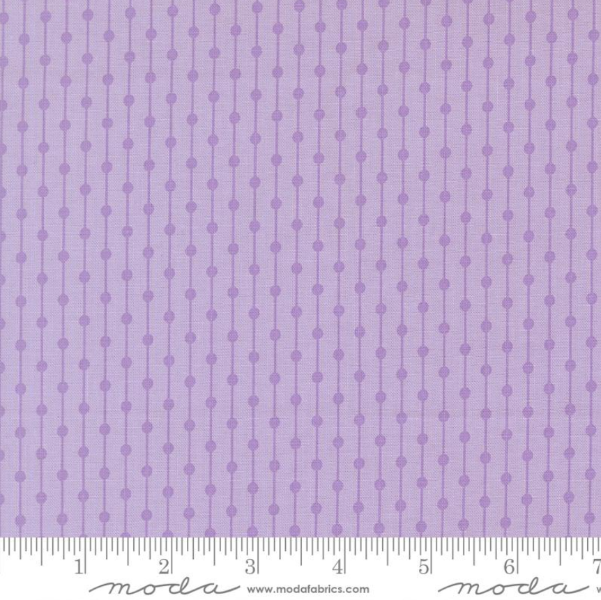 Moda Fabrics - Joysome Wisteria M29256-23