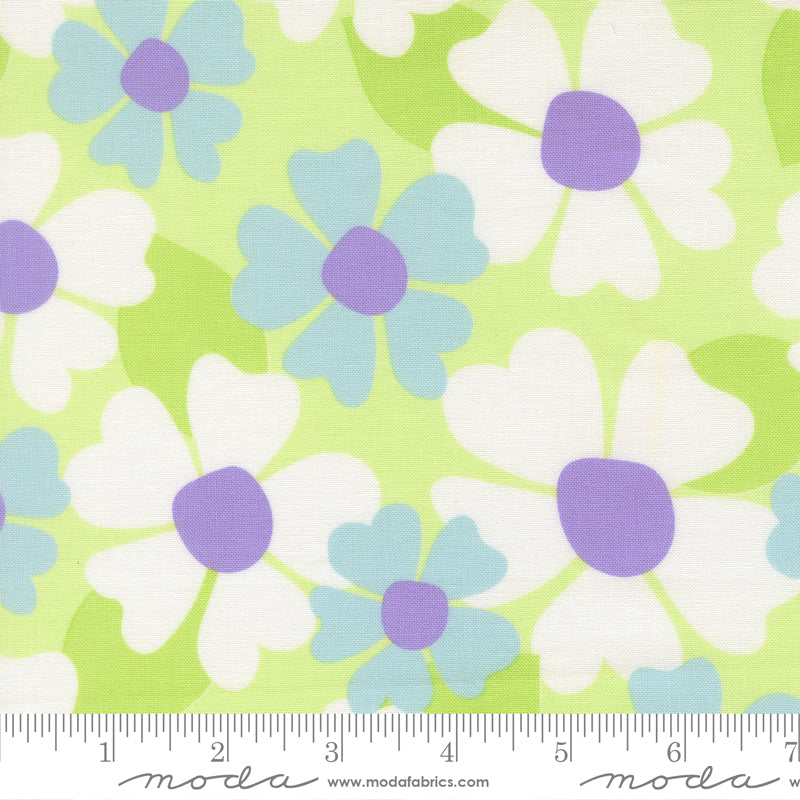 Moda Fabrics - Joysome Honeydew M29258-19