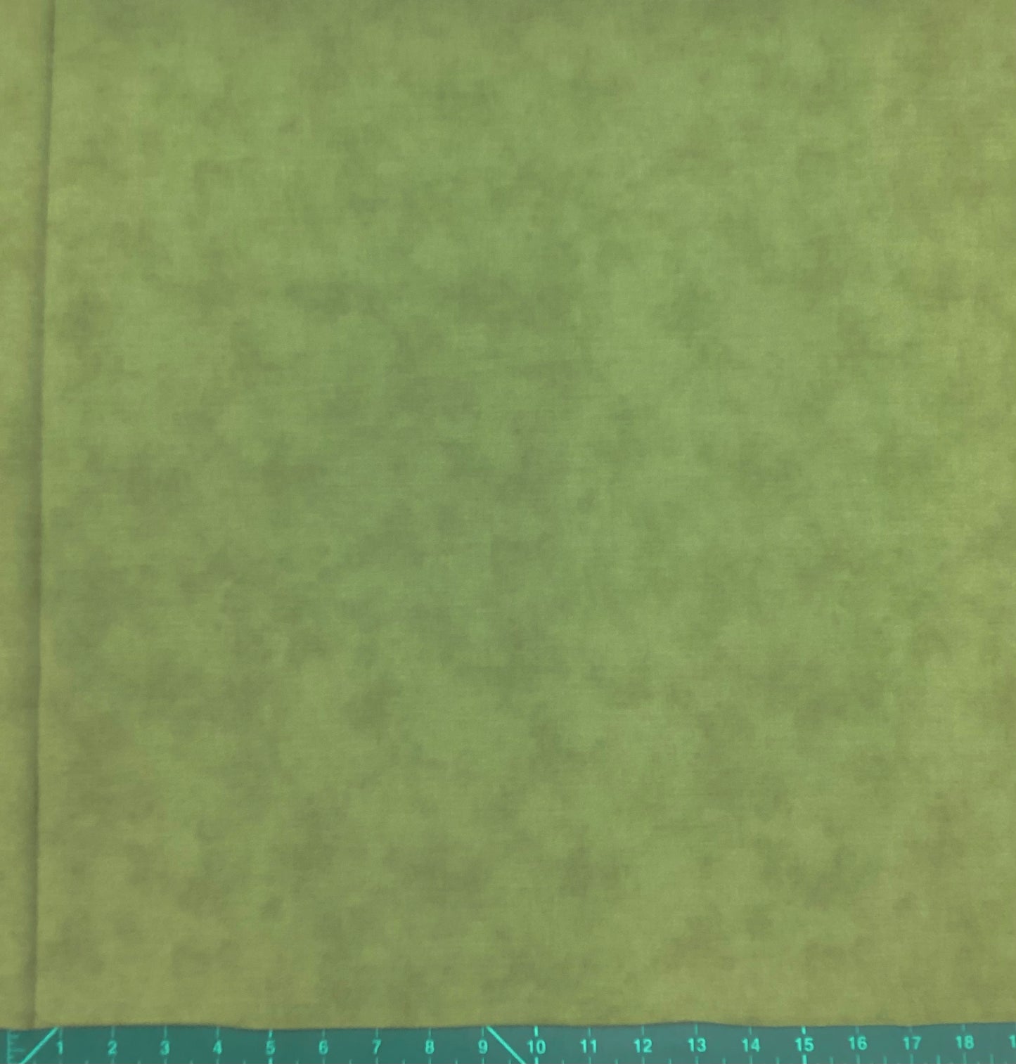 Fabric~ Meadow Greens M44019-45