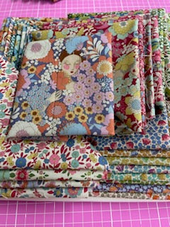 Quilt Kit ~ TILDA Wallflower Typo quilt Kit