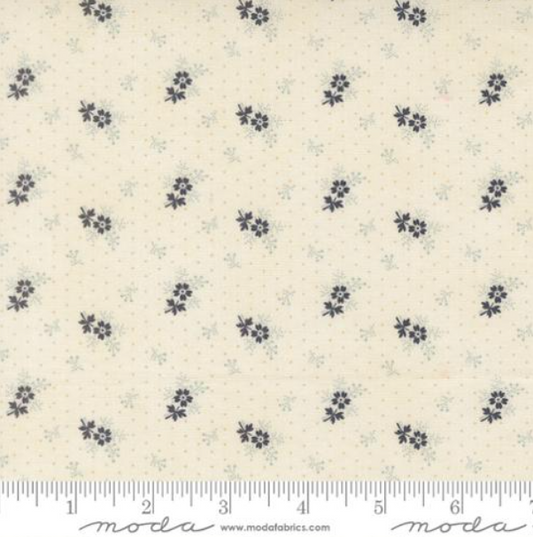 Moda Fabrics - 3 Sisters - Breathtaking Blues - M44406 11