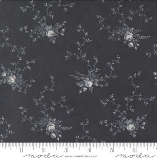 Moda Fabrics - 3 Sisters - Breathtaking Blues - M44402 15