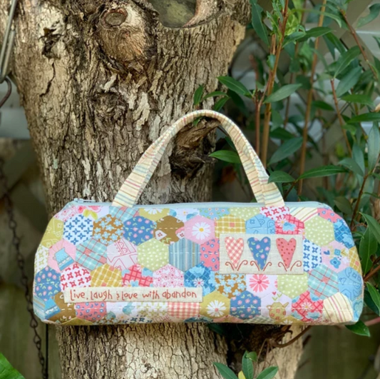 Pattern ~ Anna-Bella Zip Purse
