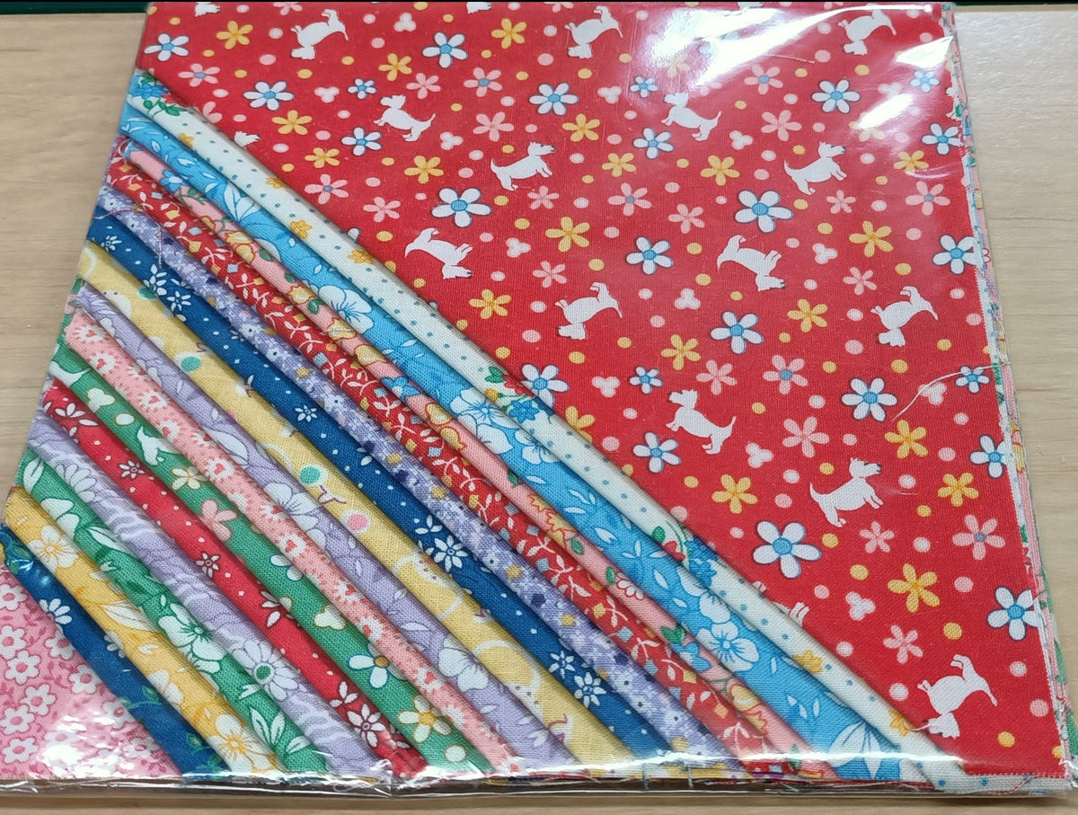 Charm Pack (7" Squares) - 30's