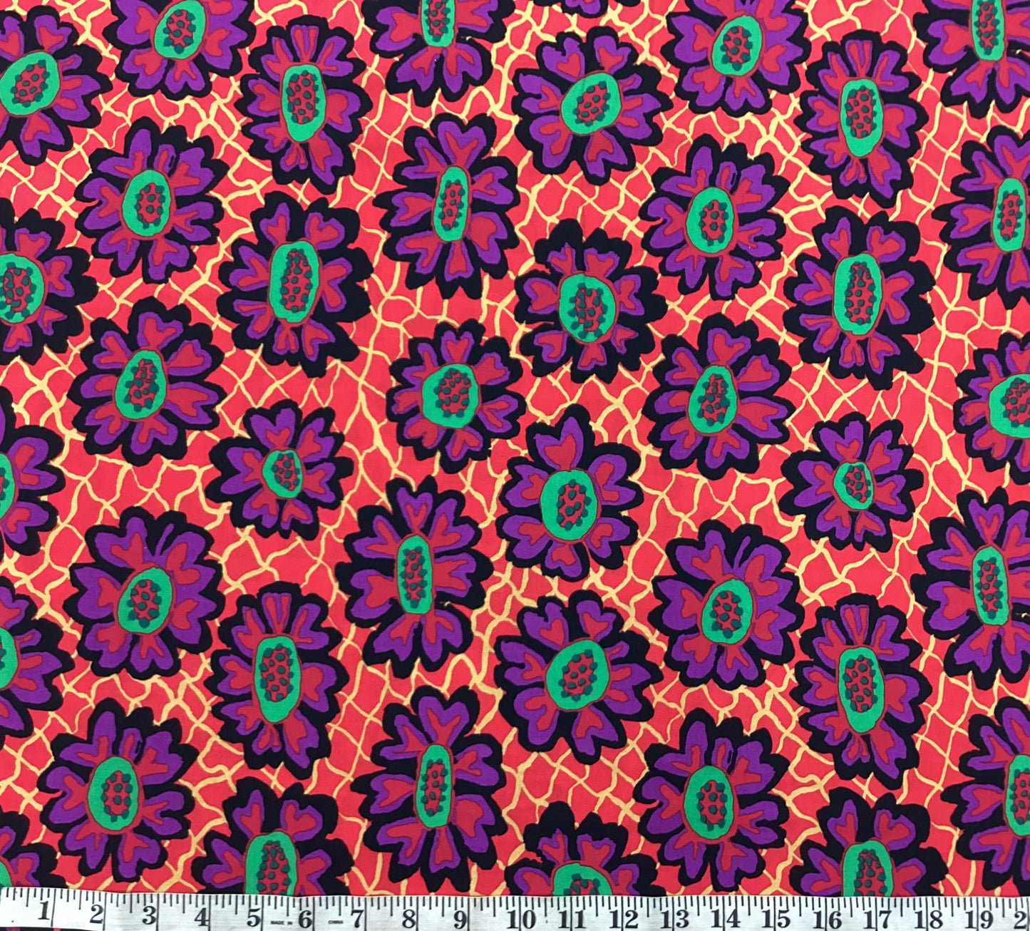 Kaffe Fassett - Flower Net (Crimson)